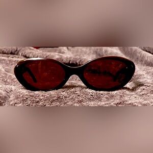 Chic Black Sunglasses